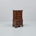 1165 4384 CHEST OF DRAWERS